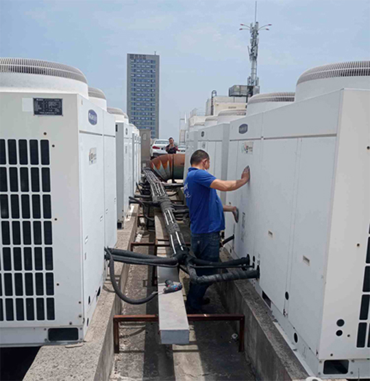 柳州市中央空调制热和不制冷系统维修方法